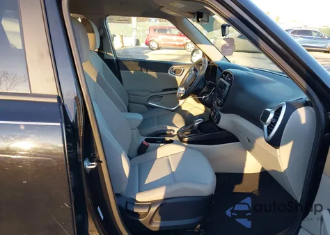 2022 Kia Soul Lx/S/X-Line z USA, uszkodzony, nr VIN KNDJ23AU9N716173Z